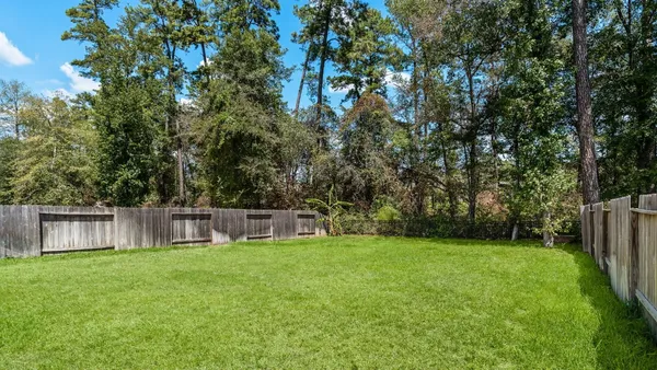 $2,200 | 135 Courageous Side Way, Magnolia, TX 77354