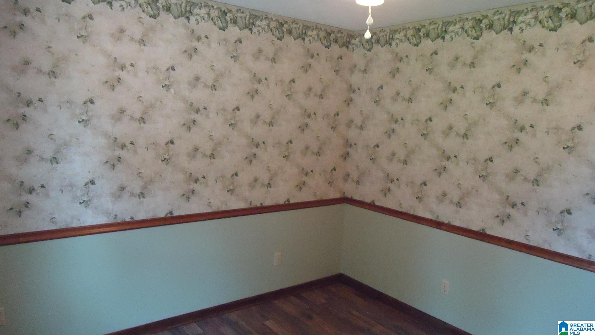 1725 Roundhill Road Weaver, AL 36277 - Photo 8 of 28