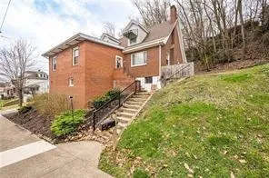 $850 | 814 Green Street, Unit 2, Greensburg, PA 15601