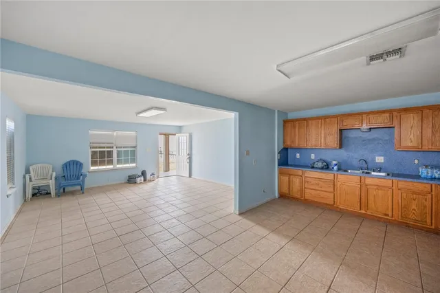 $400,000 | 636 South County Road 1150, Riviera, TX 78379