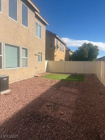 $1,895 | 8035 Aztec Basin Avenue, Las Vegas, NV 89131