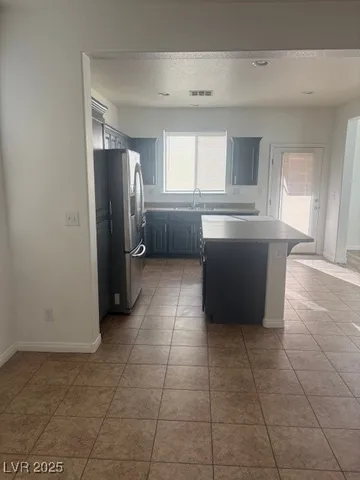 $1,895 | 8035 Aztec Basin Avenue, Las Vegas, NV 89131
