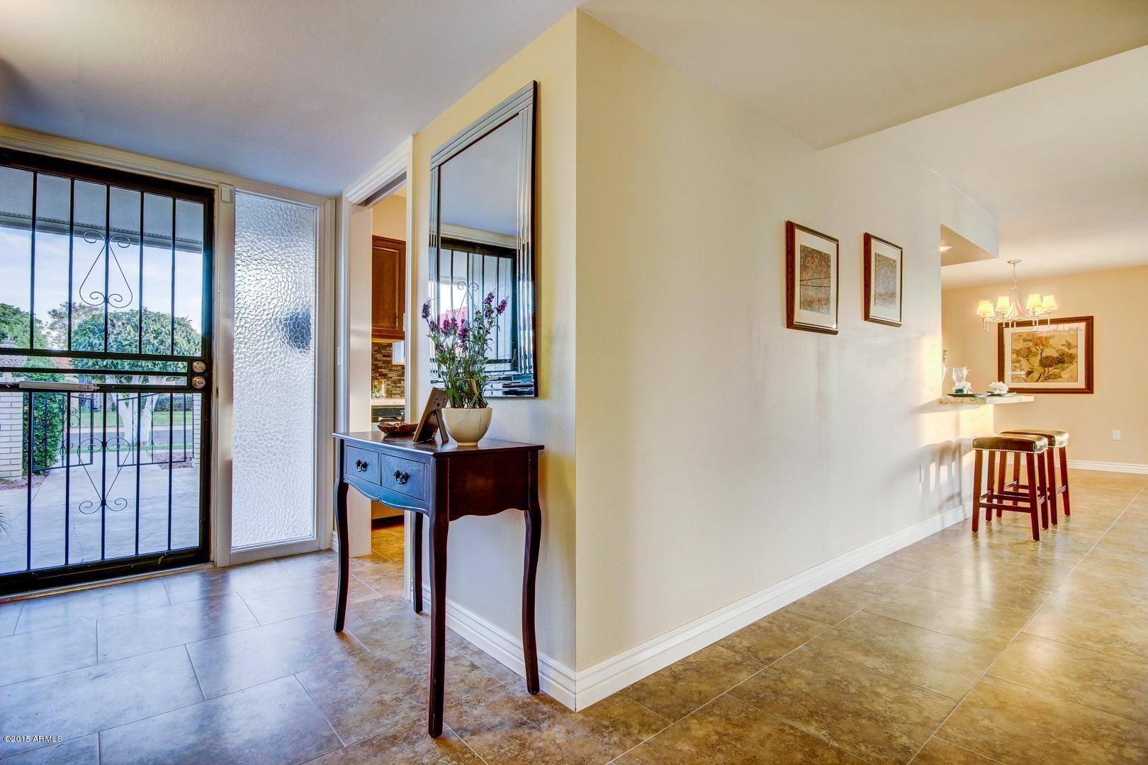 10226 West Mountain View Road Sun City, AZ 85351 - Photo 12 of 58 Foyer