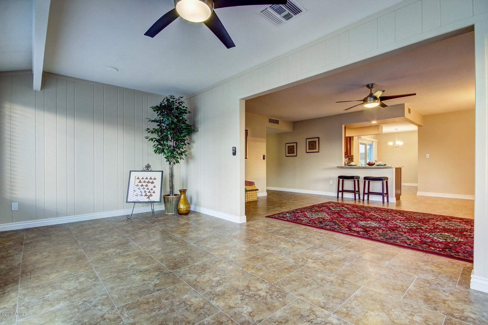 10226 West Mountain View Road Sun City, AZ 85351 - Photo 19 of 58 AZ Room