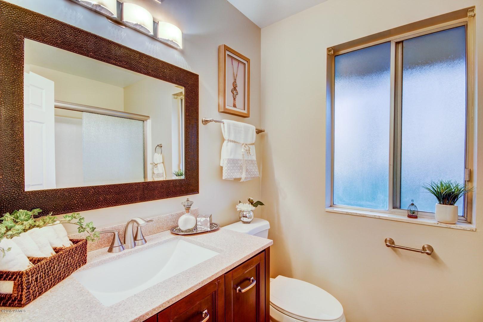 10226 West Mountain View Road Sun City, AZ 85351 - Photo 28 of 58 Master Bath