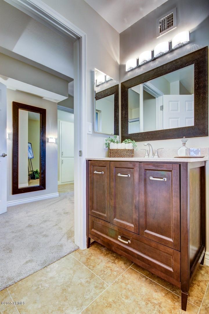 10226 West Mountain View Road Sun City, AZ 85351 - Photo 30 of 58 Master Bath