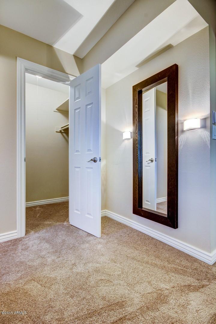 10226 West Mountain View Road Sun City, AZ 85351 - Photo 36 of 58 Master Dressing Area