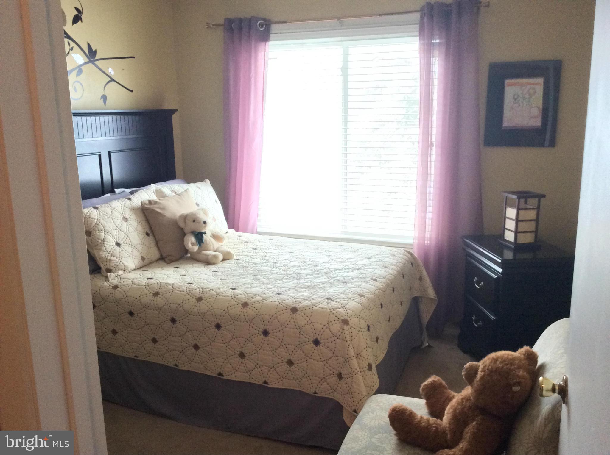 9176 Centerway Road Gaithersburg, MD 20879 - Photo 14 of 23 Bedroom (Master)