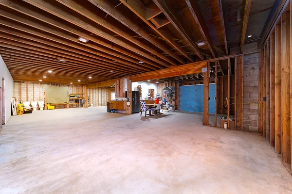 a view of the empty room