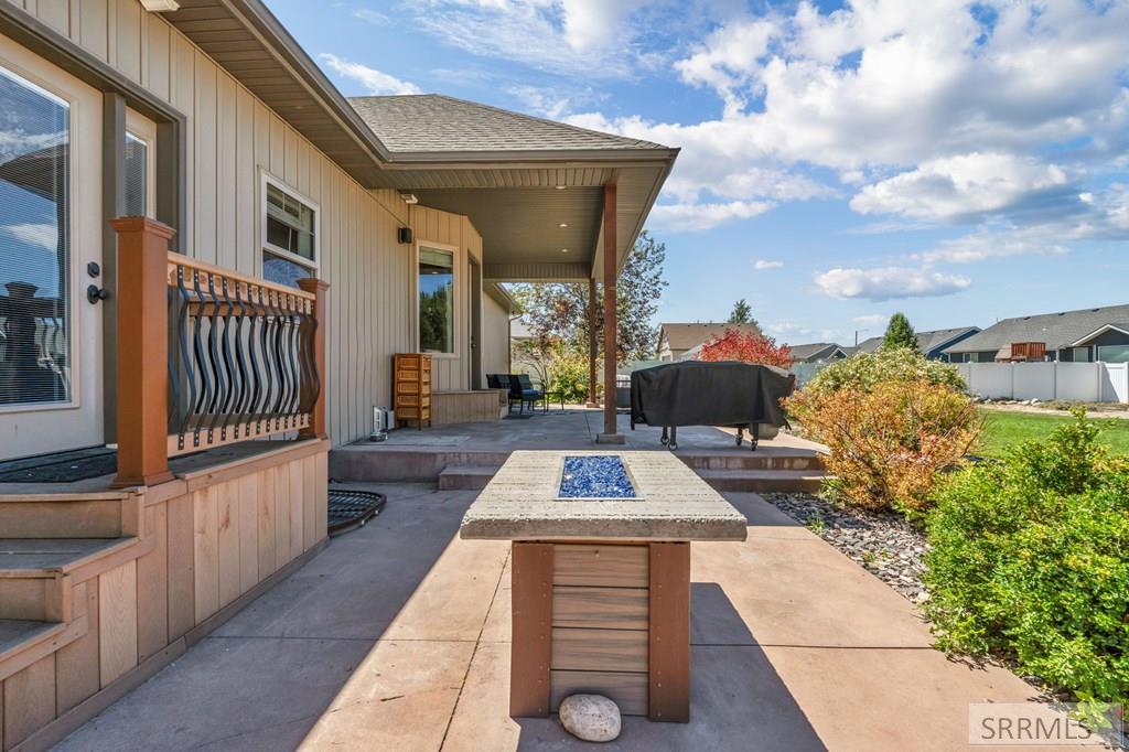 748 Dell Road Chubbuck, ID 83202 - Photo 12 of 117