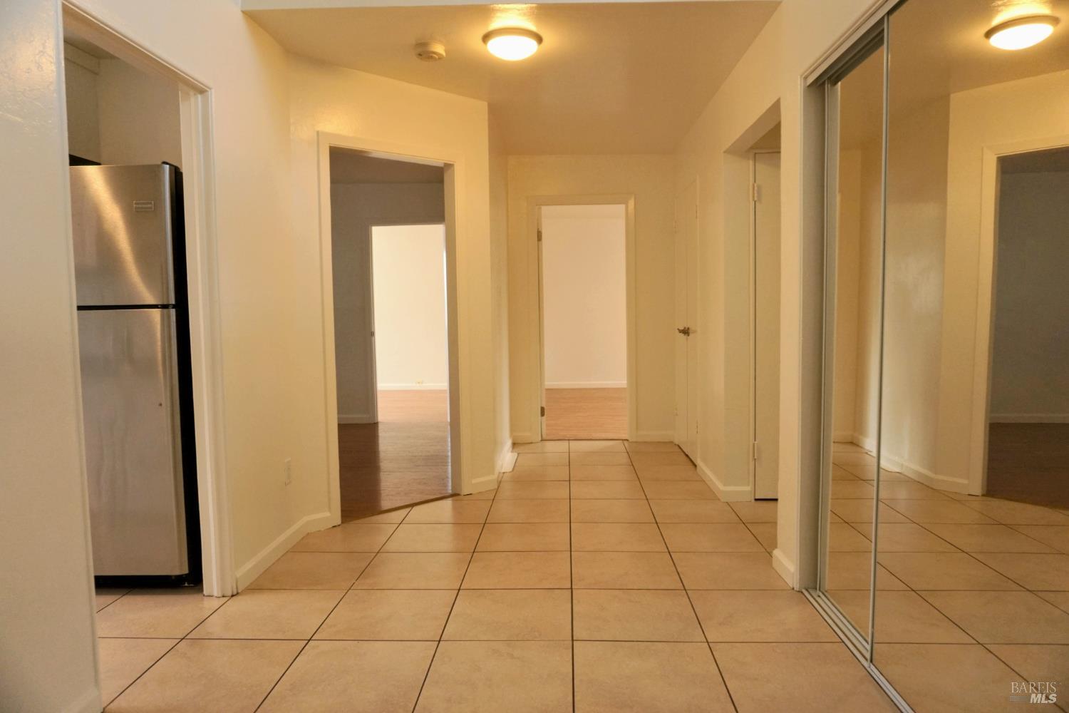 212 South E Street Santa Rosa, CA 95404 - Photo 3 of 22 Hallway