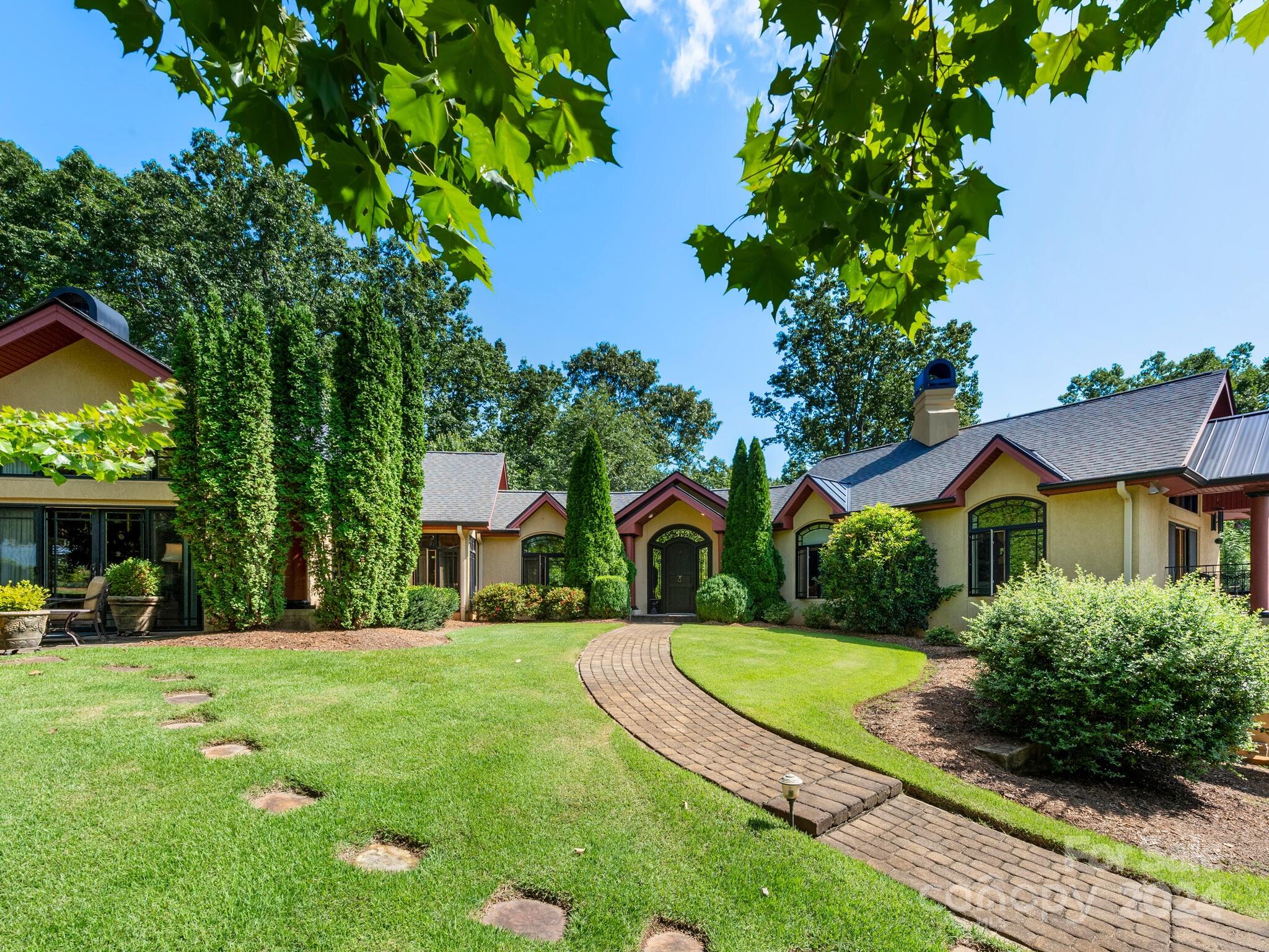 97 Spring Lane Columbus, NC 28722 - Photo 3 of 47 Gallery Image 3