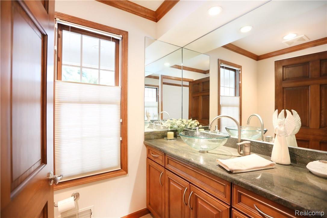 4330 Orion Road Rochester, MI 48306 - Photo 54 of 81 0I0A1145.jpg
