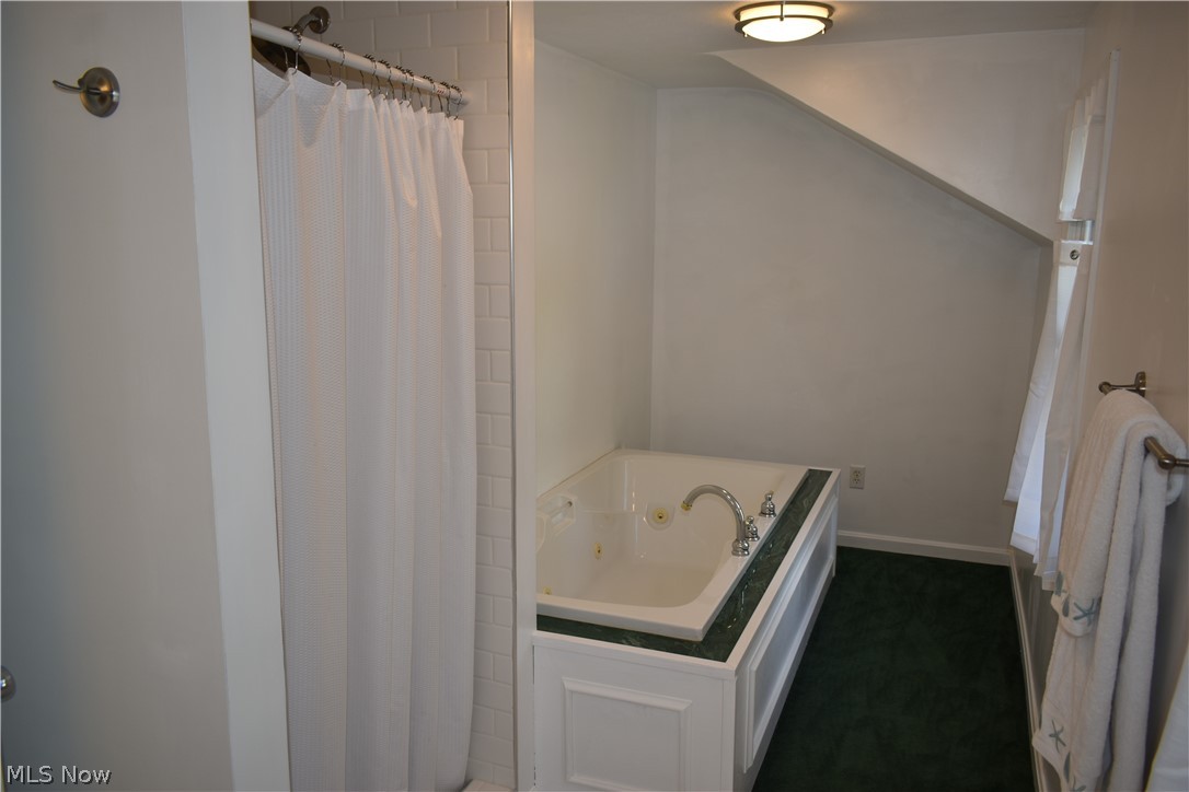 1098 Cambridge Road Coshocton, OH 43812 - Photo 25 of 34 Gallery Image 25