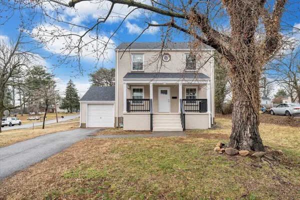 $249,950 | 204 Beech Street Northwest, Roanoke, VA 24017