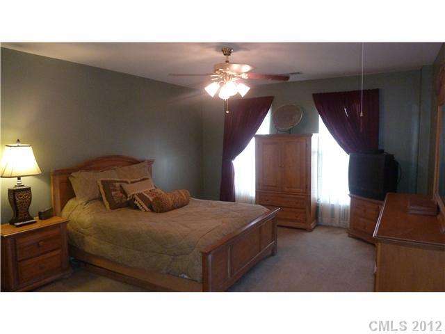 2396 Smith Cove Road Denver, NC 28037 - Photo 10 of 16 Gallery Image 10