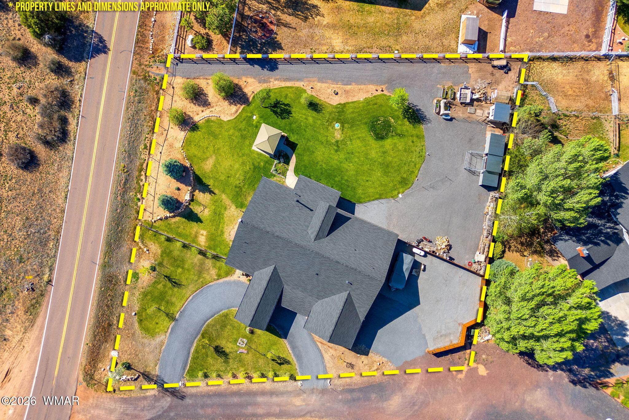 1940 Stonegate Way Heber, AZ 85928 - Photo 58 of 62 an aerial view of houses with yard