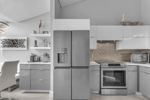 $6,500 | 204 Sea Oats Drive, Unit F, Juno Beach, FL 33408