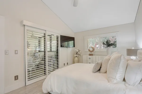 $6,500 | 204 Sea Oats Drive, Unit F, Juno Beach, FL 33408