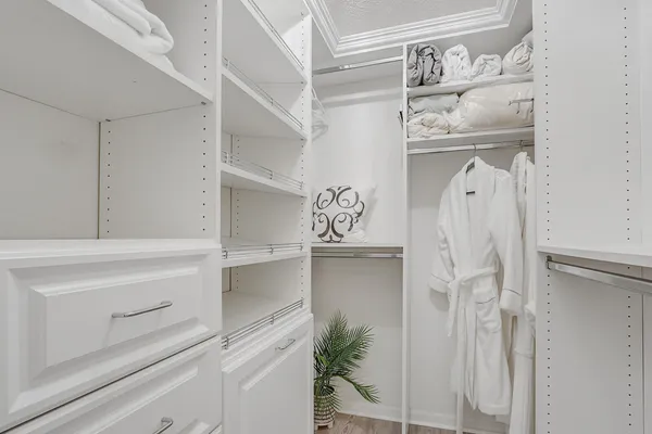 $6,500 | 204 Sea Oats Drive, Unit F, Juno Beach, FL 33408