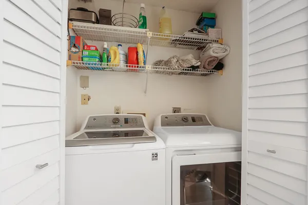 $6,500 | 204 Sea Oats Drive, Unit F, Juno Beach, FL 33408