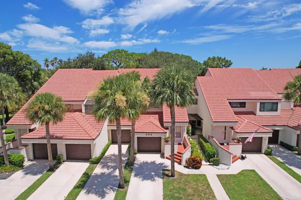 $6,500 | 204 Sea Oats Drive, Unit F, Juno Beach, FL 33408