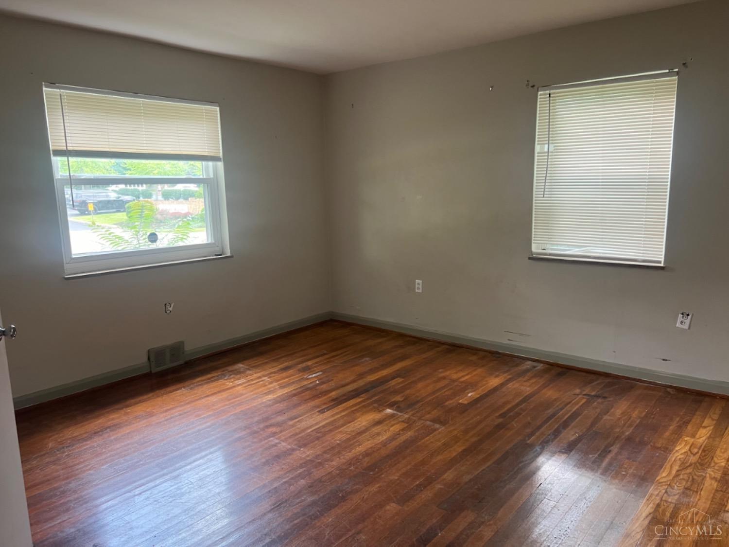 6153 Salem Road Cincinnati, OH 45230 - Photo 7 of 14
