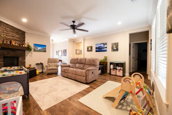 $499,900 | 3753 Craftsman Avenue, Shasta Lake, CA 96019