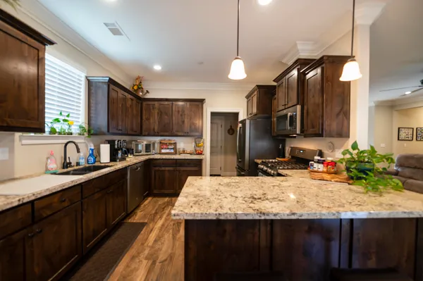 $499,900 | 3753 Craftsman Avenue, Shasta Lake, CA 96019