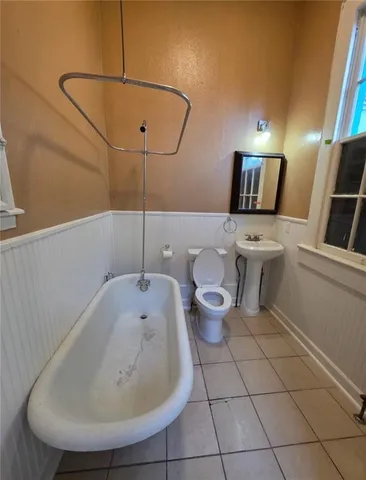 $1,300 | 2215 Cadiz Street, New Orleans, LA 70115