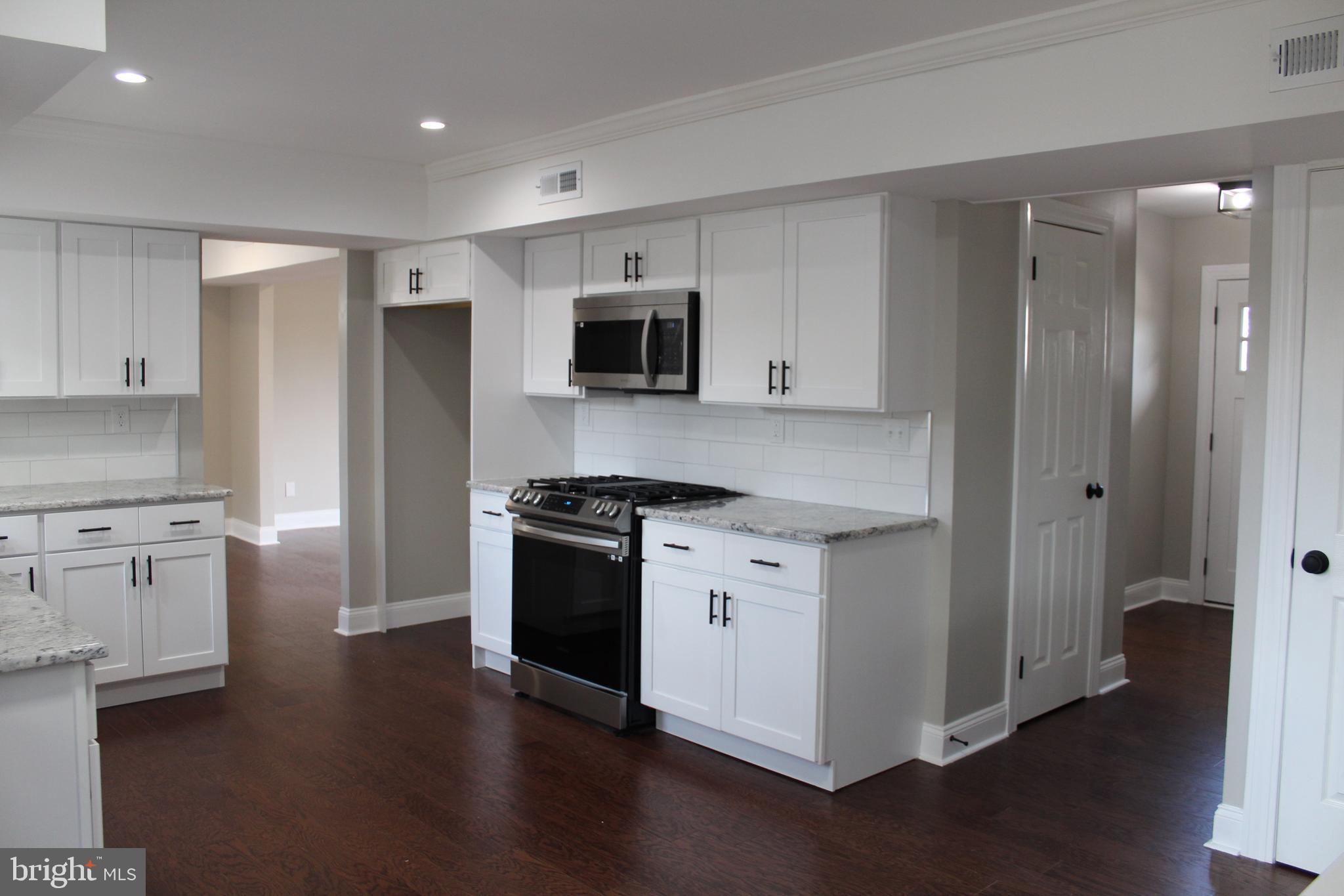 22 Manchester Road Sewell, NJ 08080 - Photo 7 of 25