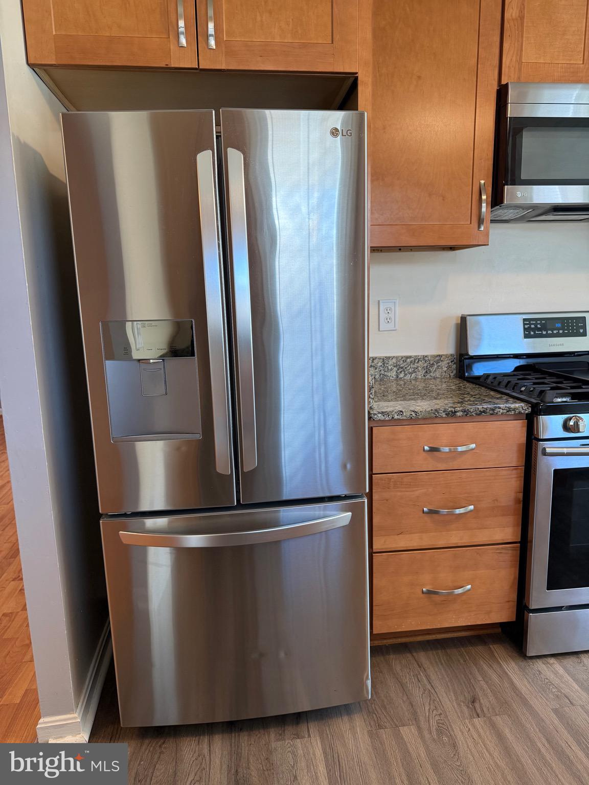 11716 Butlers Branch Road Clinton, MD 20735 - Photo 9 of 26 Upgraded appliances