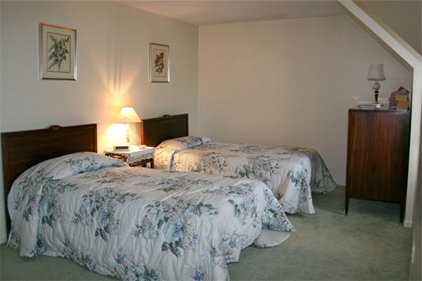 617 Washington Street, Unit 101 Wellesley, MA 02482 - Photo 18 of 21 Gallery Image 18