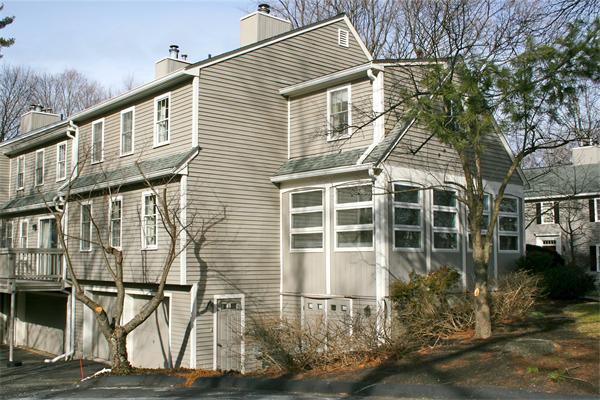 617 Washington Street, Unit 101 Wellesley, MA 02482 - Photo 2 of 21 Gallery Image 2