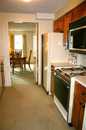 617 Washington Street, Unit 101 Wellesley, MA 02482 - Photo 8 of 21 Gallery Image 8