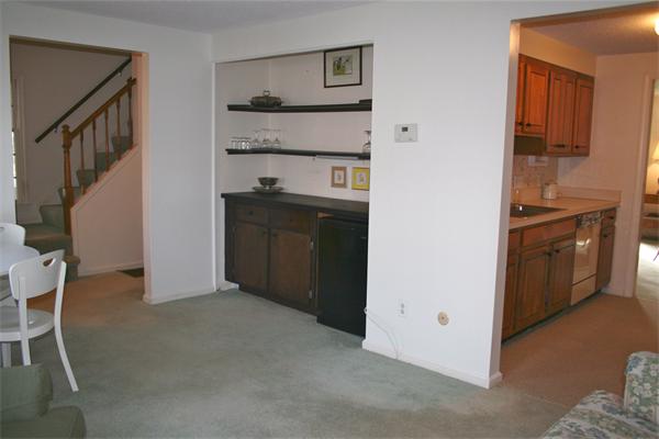 617 Washington Street, Unit 101 Wellesley, MA 02482 - Photo 9 of 21 Gallery Image 9
