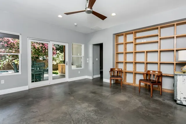 $1,400,000 | 209 North Elk Street, Fredericksburg, TX 78624