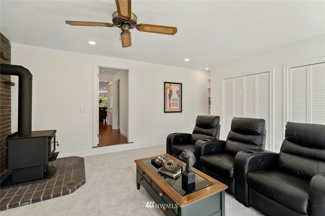 4916 Lake Alice Road Southeast Fall City, WA 98024 - Photo 19 of 34 Gallery Image 19