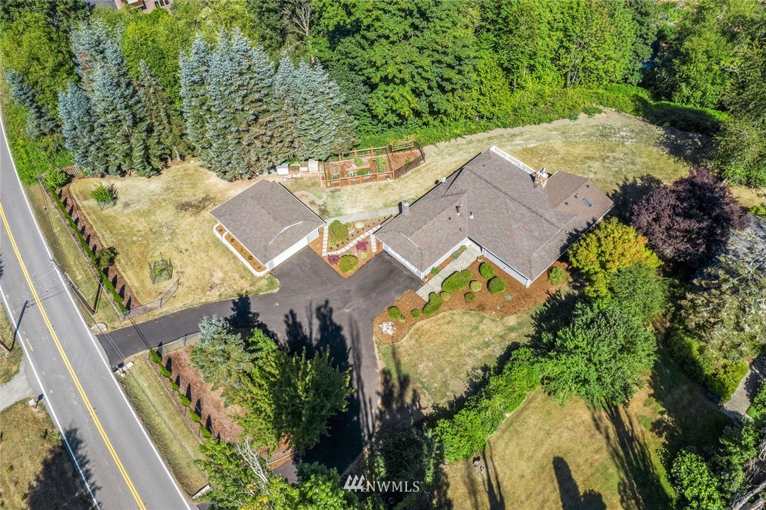 4916 Lake Alice Road Southeast Fall City, WA 98024 - Photo 30 of 34 Gallery Image 30
