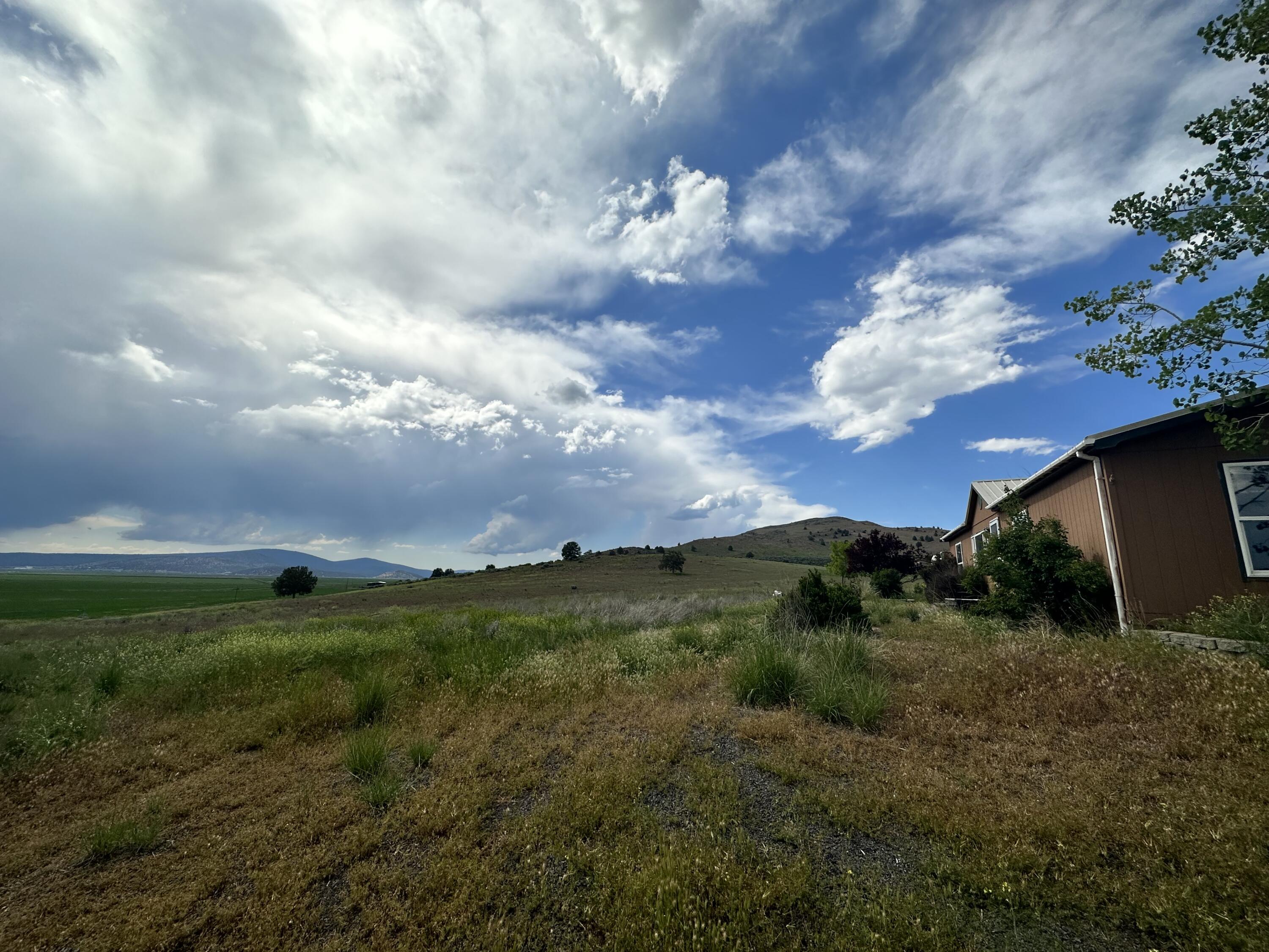 3223 Lower Lake Road Klamath Falls, OR 97603 - Photo 24 of 38 IMG_1227