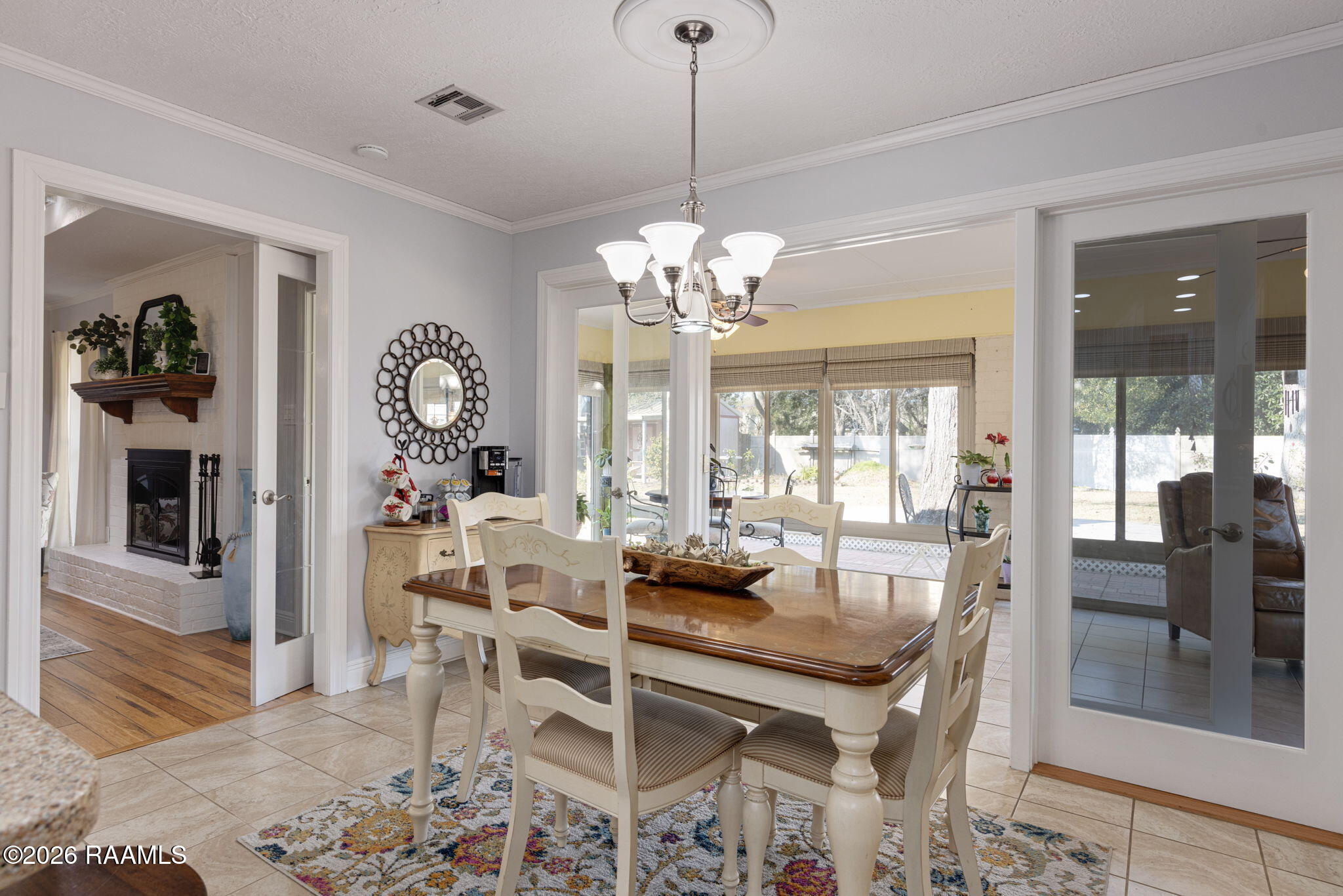 100 Avery Drive Youngsville, LA 70592 - Photo 16 of 31 15-web-or-mls-100 Avery Dr-15