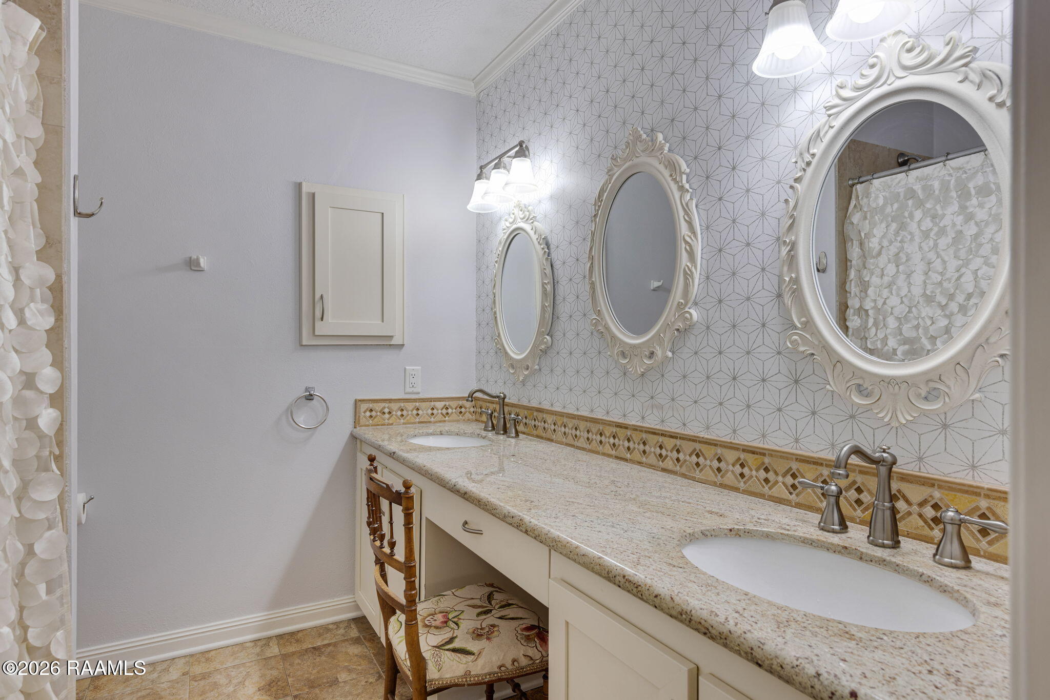 100 Avery Drive Youngsville, LA 70592 - Photo 26 of 31 25-web-or-mls-100 Avery Dr-25