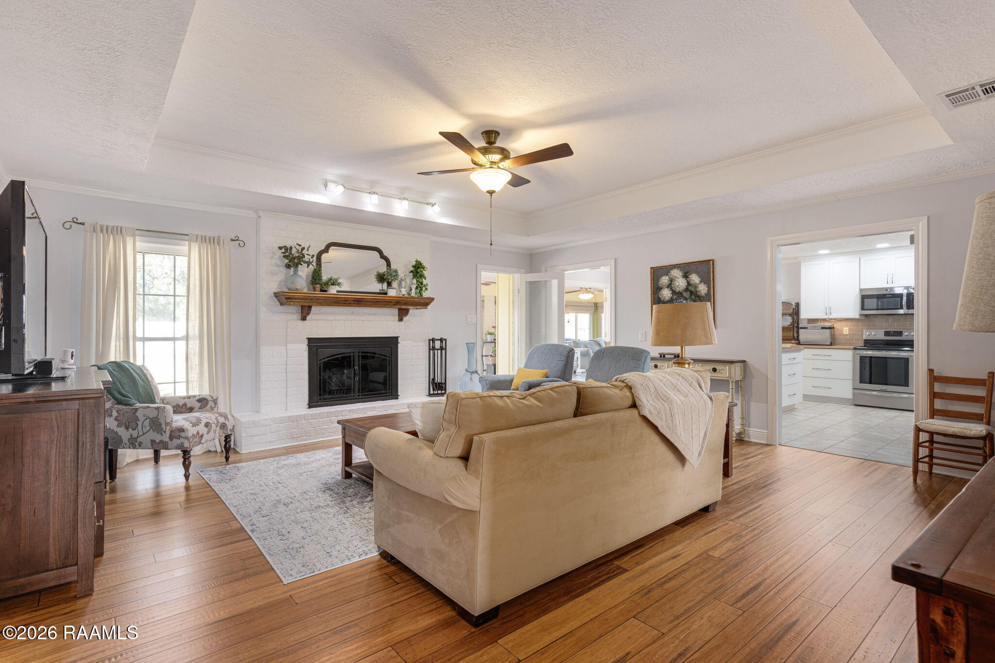 100 Avery Drive Youngsville, LA 70592 - Photo 6 of 31 5-web-or-mls-100 Avery Dr-5