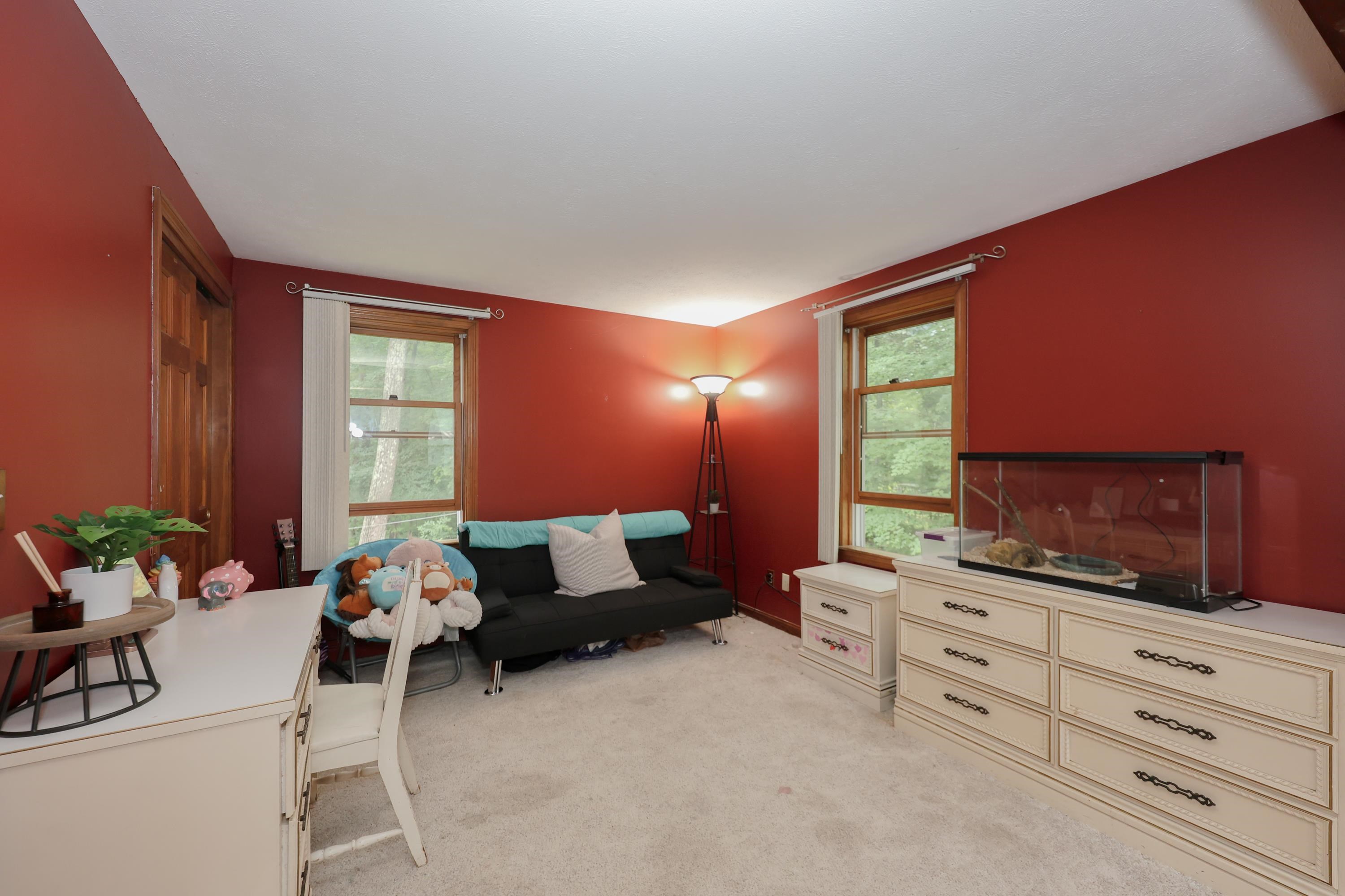 5 Raelynn Drive Derry, NH 03038 - Photo 10 of 32 Gallery Image 10