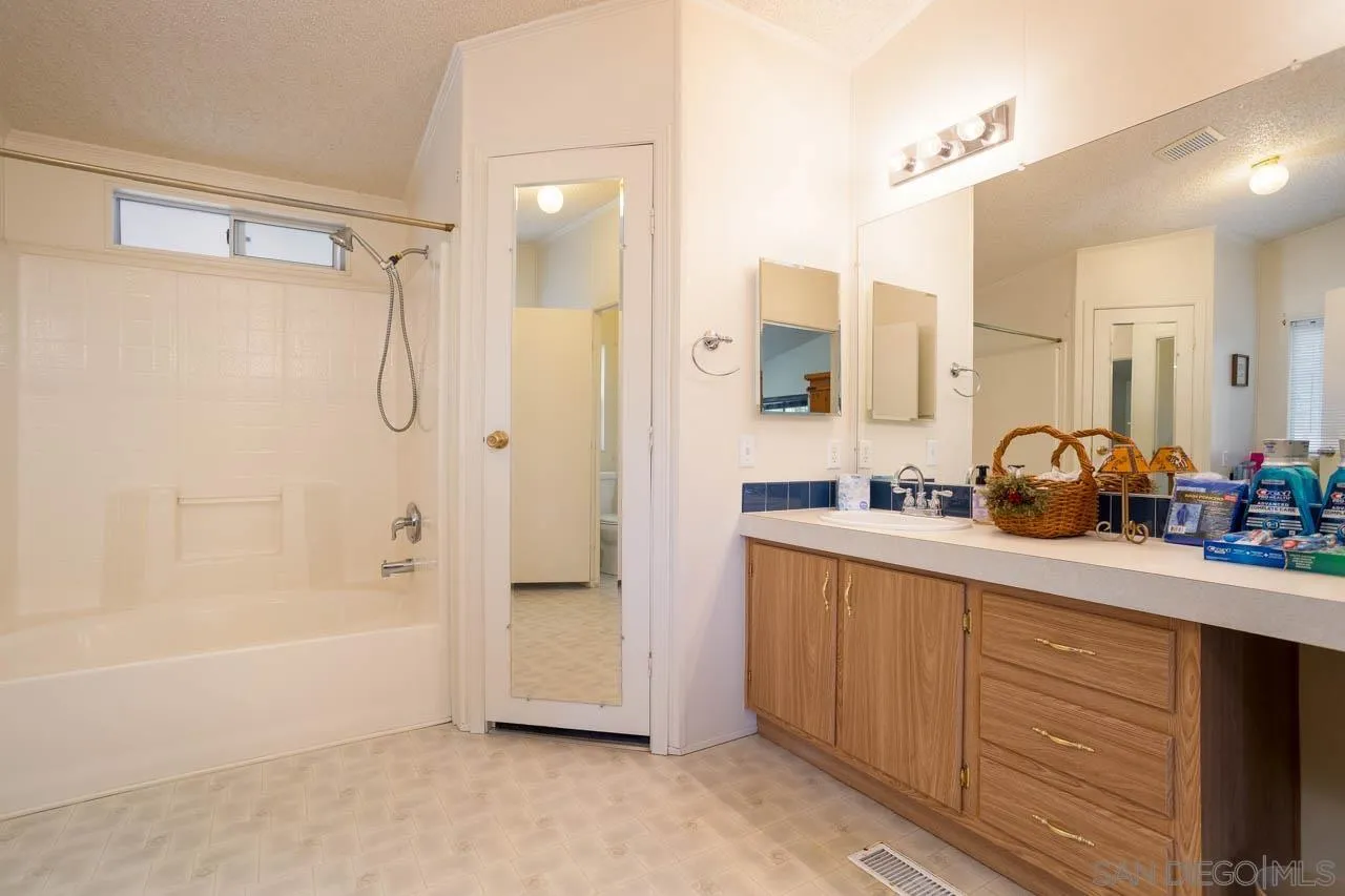 11851 Riverside Drive, Unit SPC 206 Lakeside, CA 92040 - Photo 16 of 34