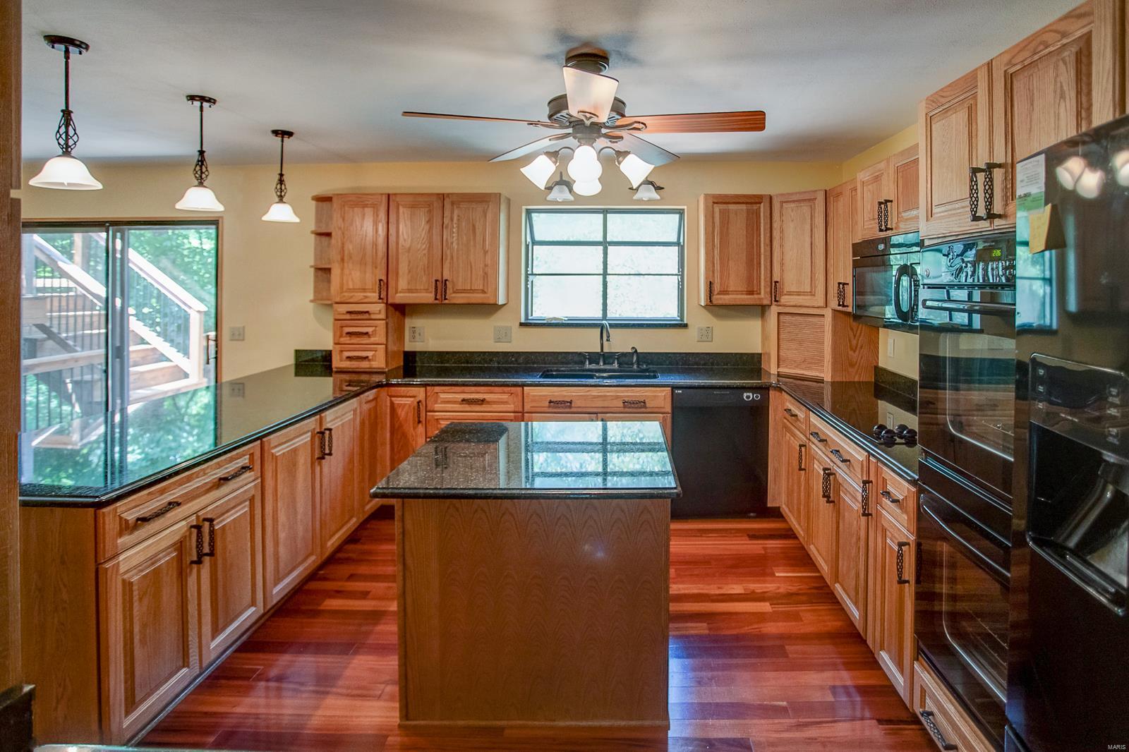 923 Reiss Road O'Fallon, IL 62269 - Photo 11 of 54 Gallery Image 11