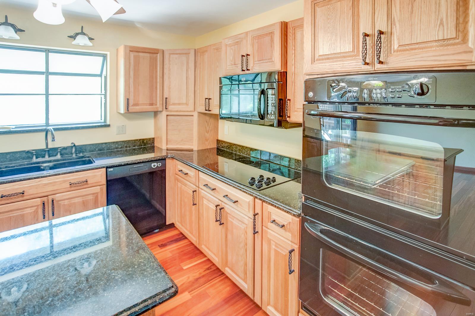 923 Reiss Road O'Fallon, IL 62269 - Photo 12 of 54 Gallery Image 12