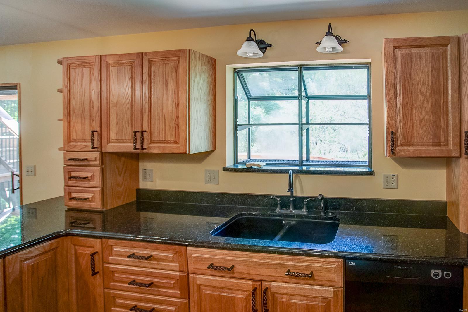 923 Reiss Road O'Fallon, IL 62269 - Photo 14 of 54 Gallery Image 14