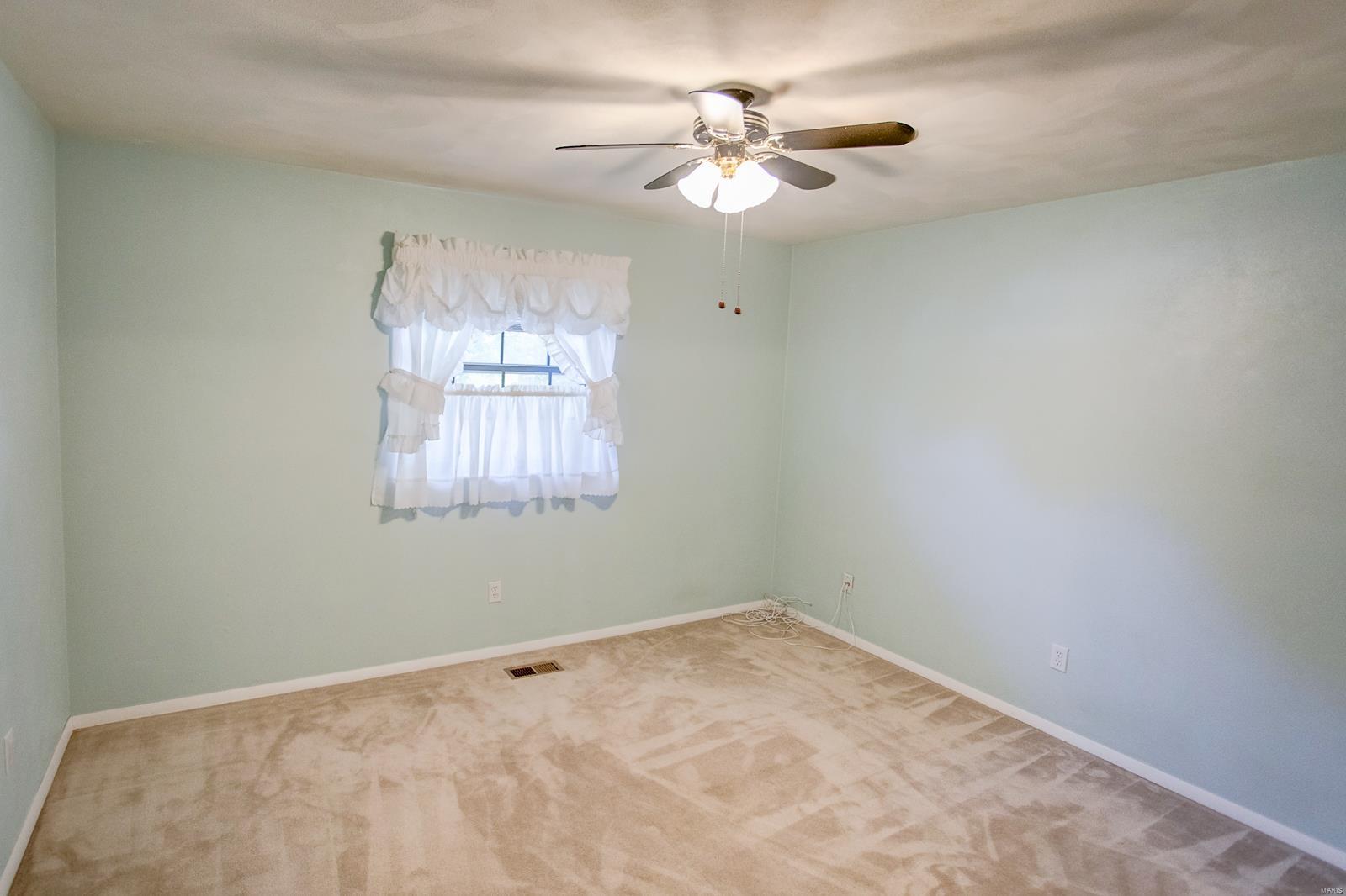 923 Reiss Road O'Fallon, IL 62269 - Photo 26 of 54 Gallery Image 26