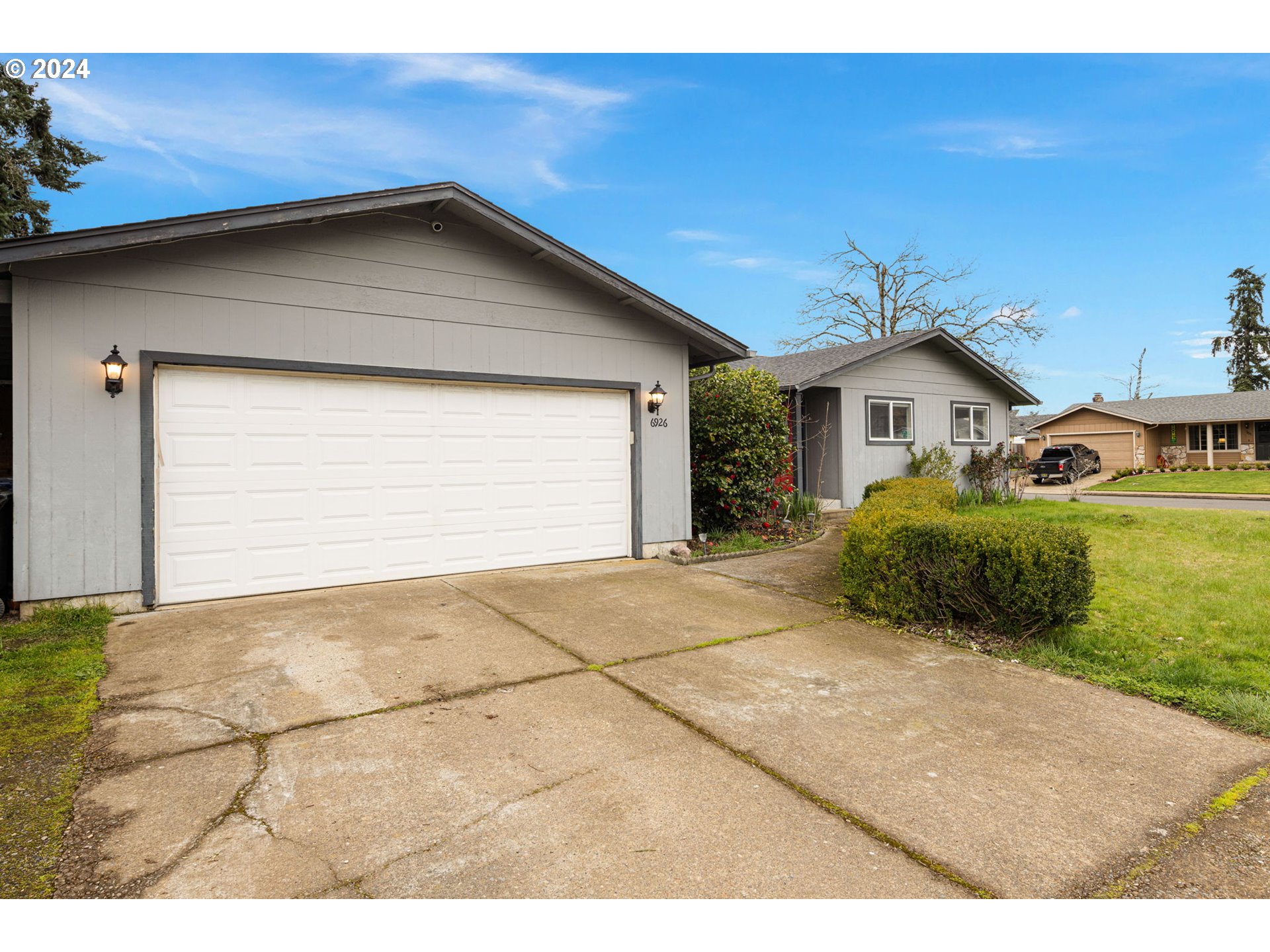 6926 B Street Springfield, OR 97478 - Photo 2 of 29 a view of garage and yard